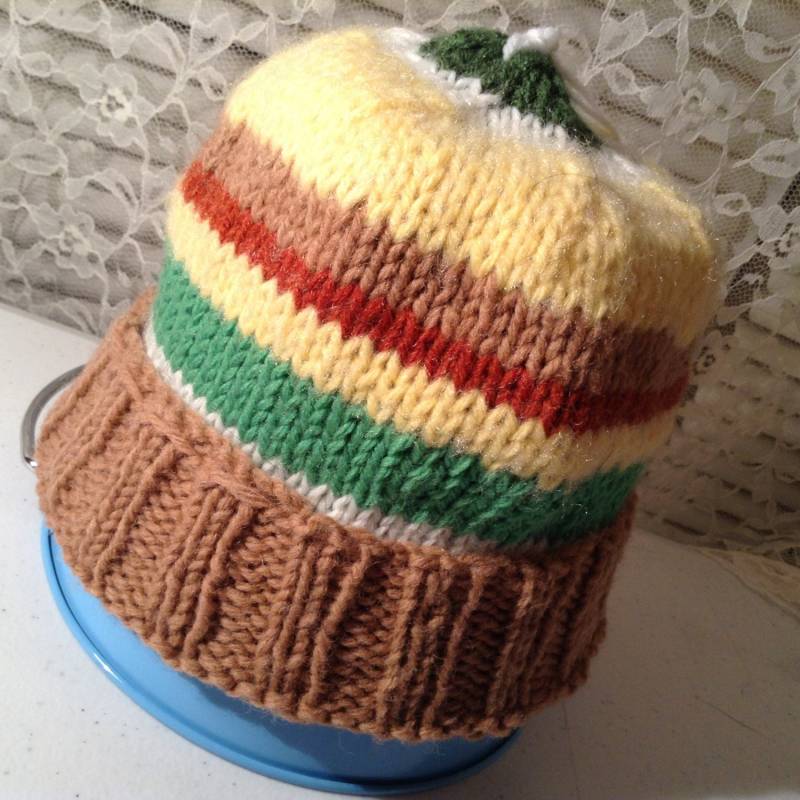 Erdige Neutrale, Gestrickte Beanie, Gestreifte Wollmischung, Kleinkind, 19 Zoll von FelicityRoseBlessing