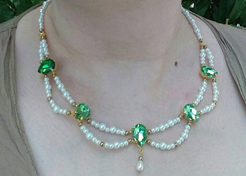 Grüne Kristallhalsband-Halskette Grüne Kristallhalsband-Halskette von FelisLapis