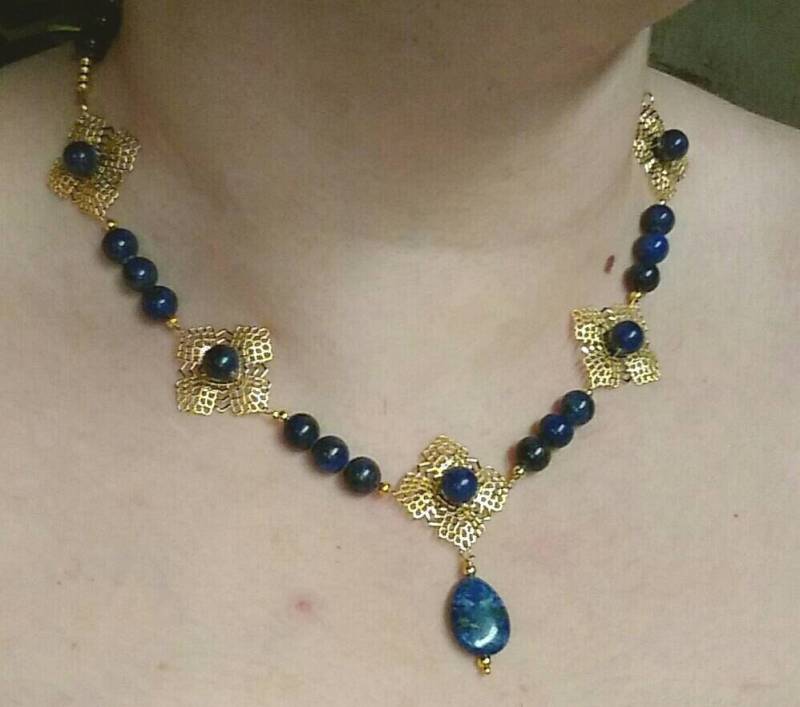 Lapis Und Gold Filigrane Halskette von FelisLapis