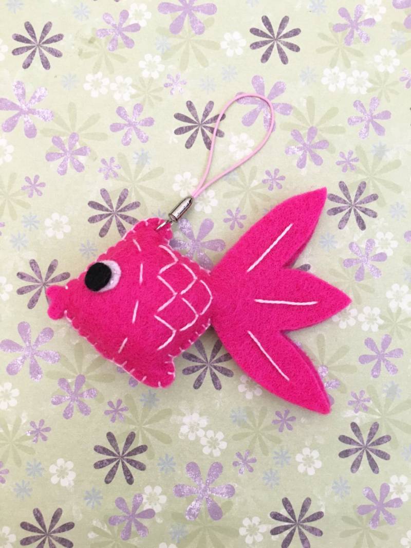 Geschwollene Filz Rosa Goldfisch Ornament, Filz, Hängende Dekoration, Filz-Schlüsselanhänger, Spielzeug, Fisch Goldfisch, Nettes Geschenk von FeltInLove