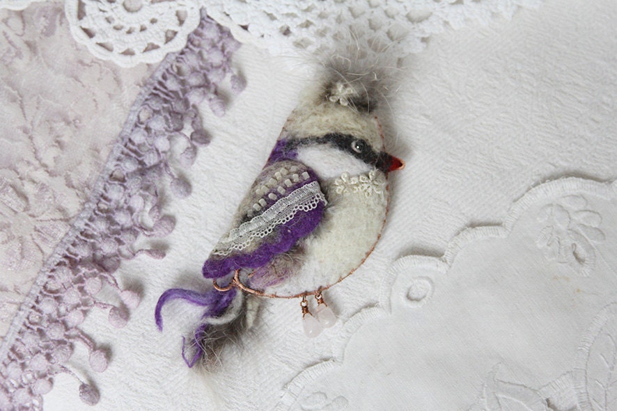 Filz Brosche Violett Vogel Schmuck, Nadel Gefilzt Tier Accessoires, Pin Für Schal Unikat Geschenk, Schmuck Filz Brosche Violett Vogel Schmuck, Nadel Gefilzt Tier Accessoires, Pin Für Schal Unikat Geschenk, Schmuck von FeltPetsShop
