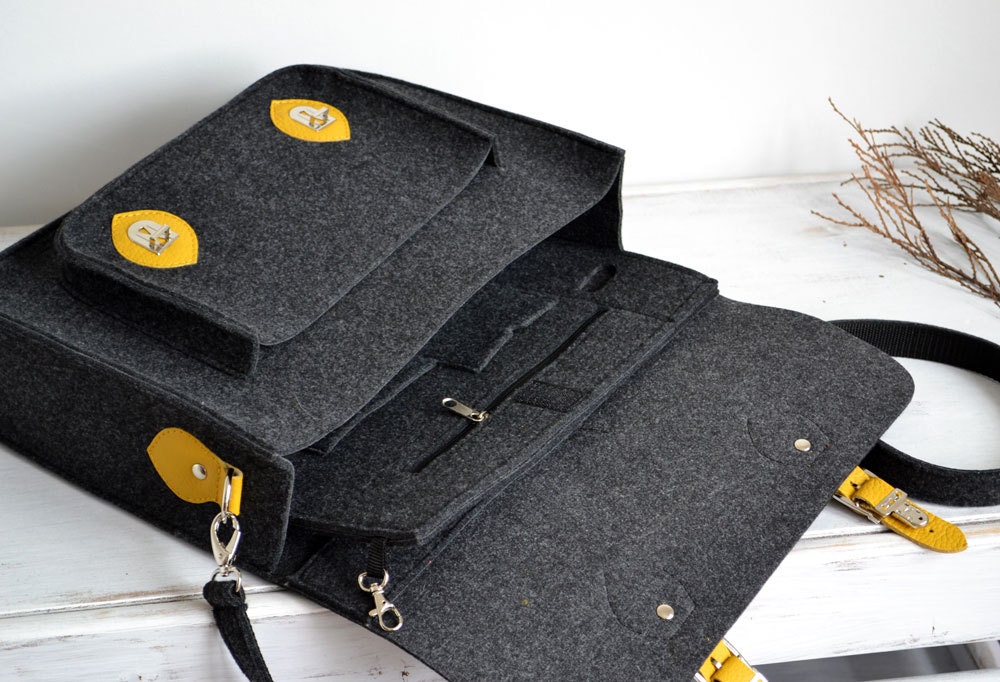 Filz Laptop Umhängetasche 15-Zoll Leder Crossbody Satchel von FeltStudioDesign