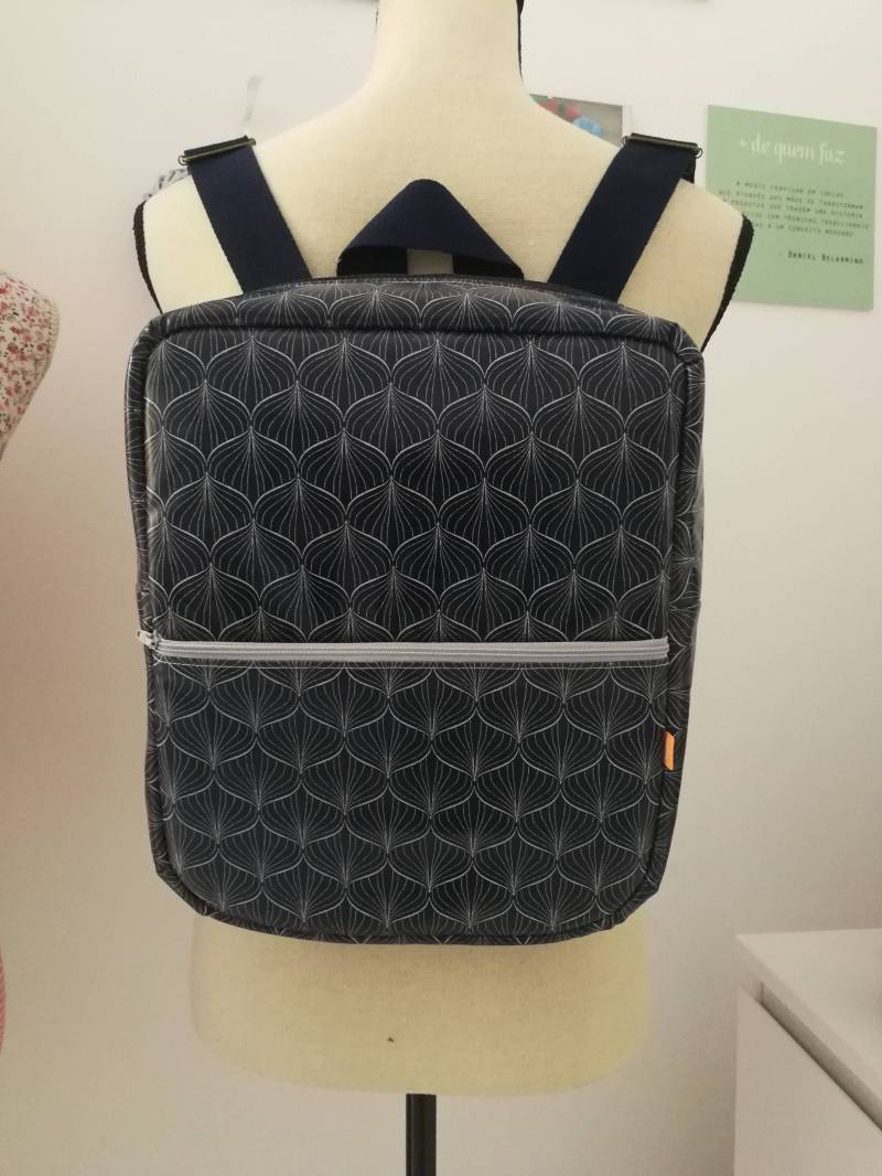 Trendiger Rucksäcke Mit Reissverschlusstasche in Verschiedenen Stoffen Deiner Wahl von FeltideaShop