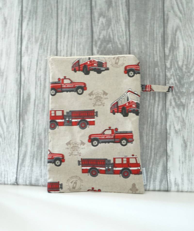 Wetbag, in 2 Größen, Mit Namen, Große Nasstasche, Windeltasche, Hort, Kiga - Feuerwehr Natur Wetbag, in 2 Größen, Mit Namen, Große Nasstasche, Windeltasche, Hort, Kiga - Feuerwehr Natur von FeludaraDesign