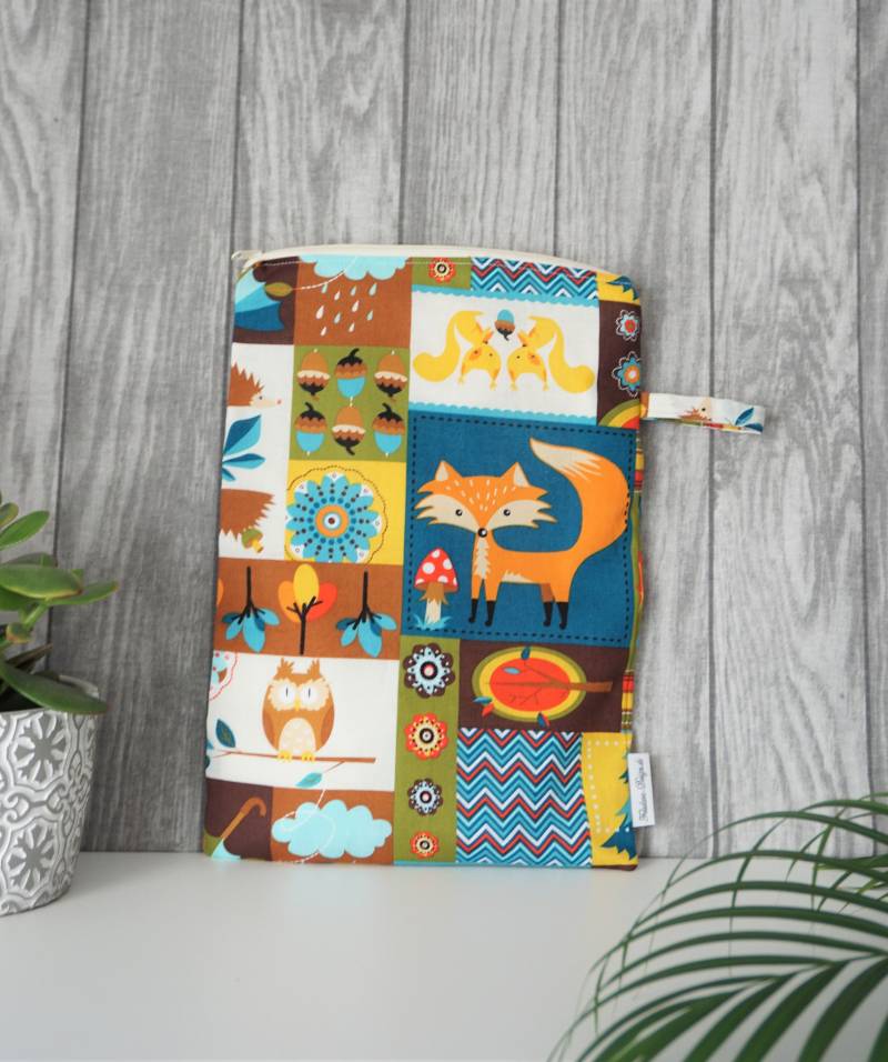 Wetbag in 2 Größen Windeltasche Mit Namen Nassbeutel - Kindergarten Kita- Hort Wechselkleidung Herbstfuchs Wetbag in 2 Größen Windeltasche Mit Namen Nassbeutel - Kindergarten Kita- Hort Wechselkleidung Herbstfuchs von FeludaraDesign