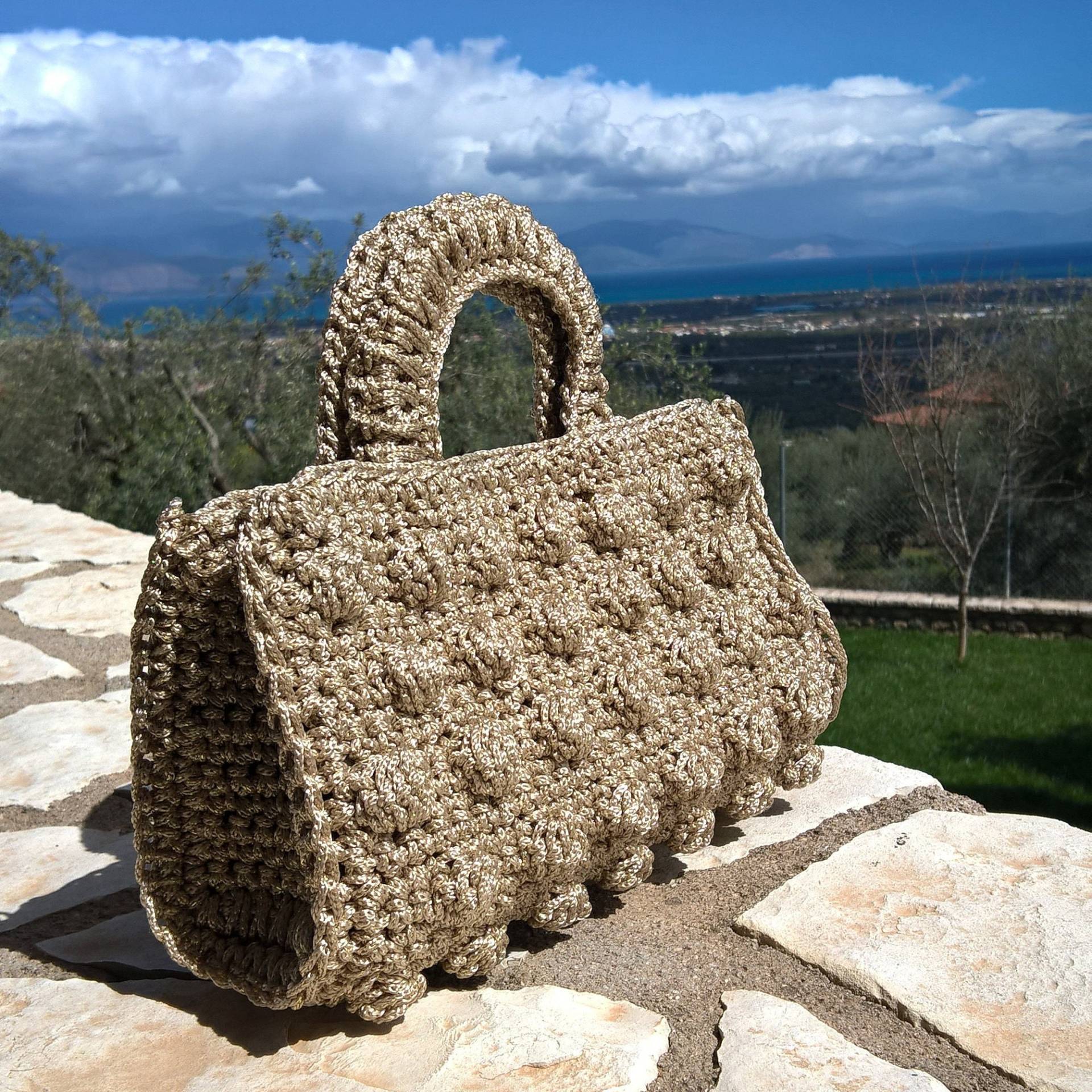 Handgemachte Tasche, Tote Purse Bag, Gehäkelte Bubble Goldene Beige Geldbörse, Damenmode, Geschenk Für Sie, Modisch, Elegant, Shic Handgemachte Tasche, Tote Purse Bag, Gehäkelte Bubble Goldene Beige Geldbörse, Damenmode, Geschenk Für Sie, Modisch, Elegant, Shic von FemiHandmades