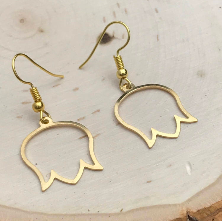 Gold Tulpe Ohrringe, Filigrane Blume Tropfen Zarte Baumeln Clip-On von FeminineEdgeFinds