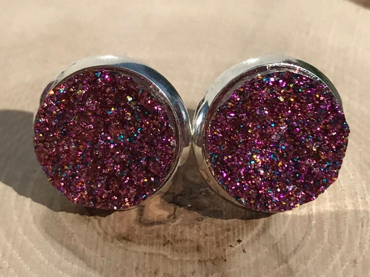 Lila Druzy Ohrstecker, Lila, Silber, Runde Ohrringe, Glitter Lila Und Silber Ohrstecker von FeminineEdgeFinds