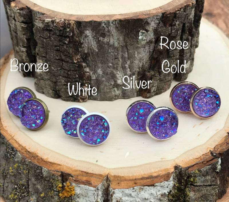 Lila Druzy Ohrstecker, Rose Gold Ohrringe, Silberne Bronze Ohrringe Und Weiße von FeminineEdgeFinds