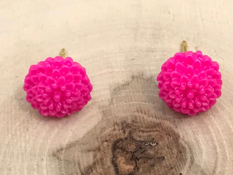 Schön & Leicht Dahlia Ohrringe von FeminineEdgeFinds