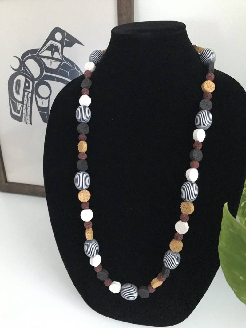 Lange Lavastein Candy Crush Seil Halskette Lange Lavastein Candy Crush Seil Halskette von FemmeByDesign