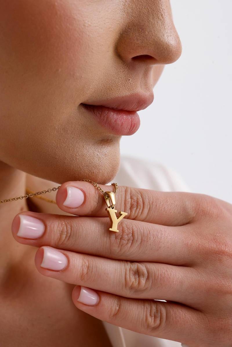 Benutzerdefinierte Buchstabe Halskette-Tiny Gold Initialen Halskette-Personalisierter Schmuck-Minimalist Halskette-Brautjungfer Geschenk Für Sie von FerayeLondon