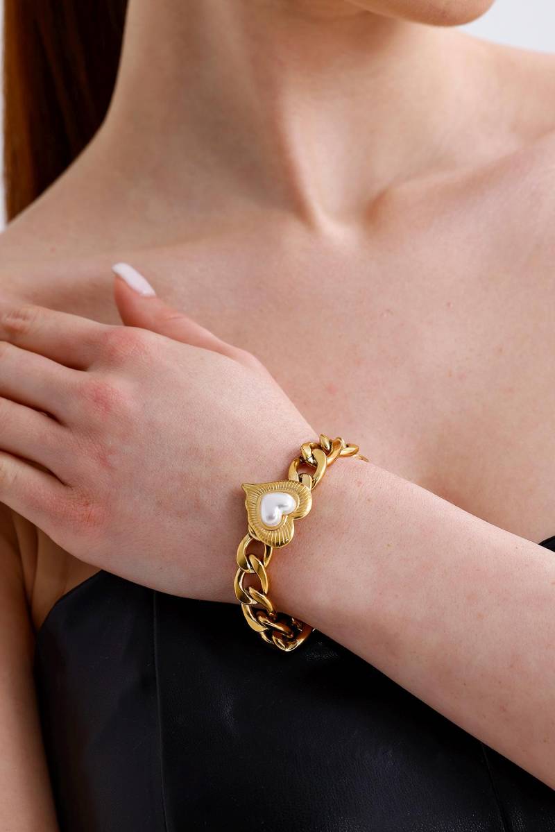 Gold Herz Armband Chunky Pearl 18K Fill von FerayeLondon
