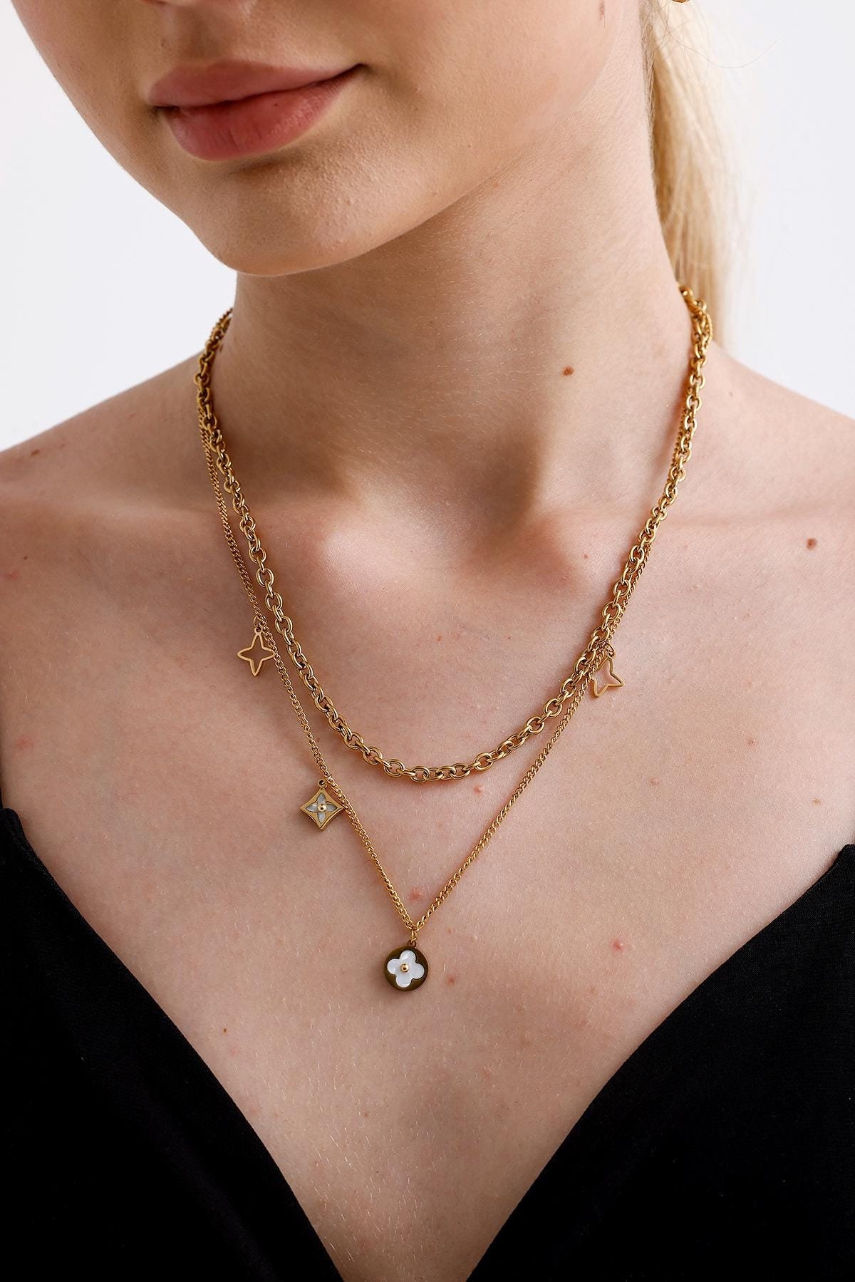 Gold Malachit Klee Halskette, Satelliten Kette, Zarte Anhänger, Glück Vier Blatt Klee, Weihnachtsgeschenk Für Sie von FerayeLondon