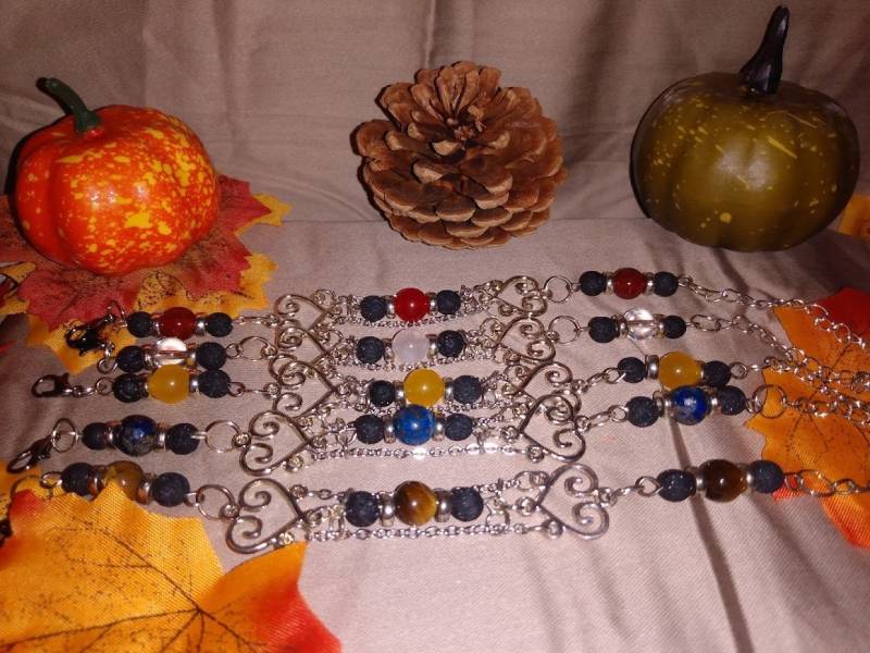 Silber Und Stein Armbänder von FerbybatsCrafts