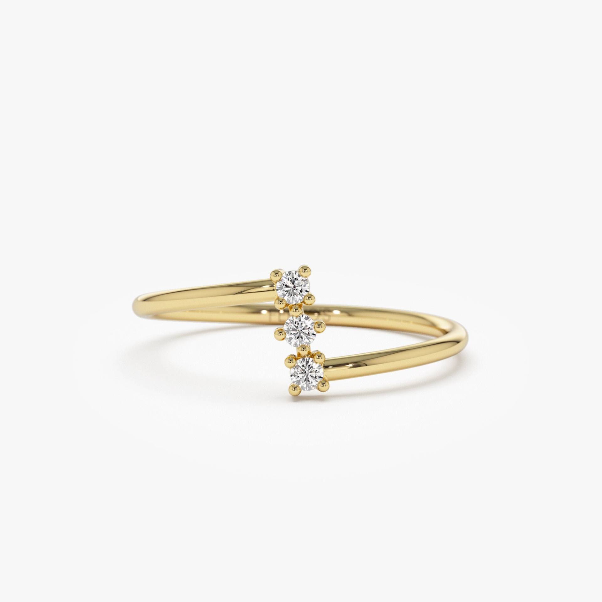 14K Gold Vertikaler Drei-stein Naturdiamantring/By-Bypass Ring Diamantring Versprechensring Zierlicher Von Ferkos Fine Jewelry von FerkosFineJewelry