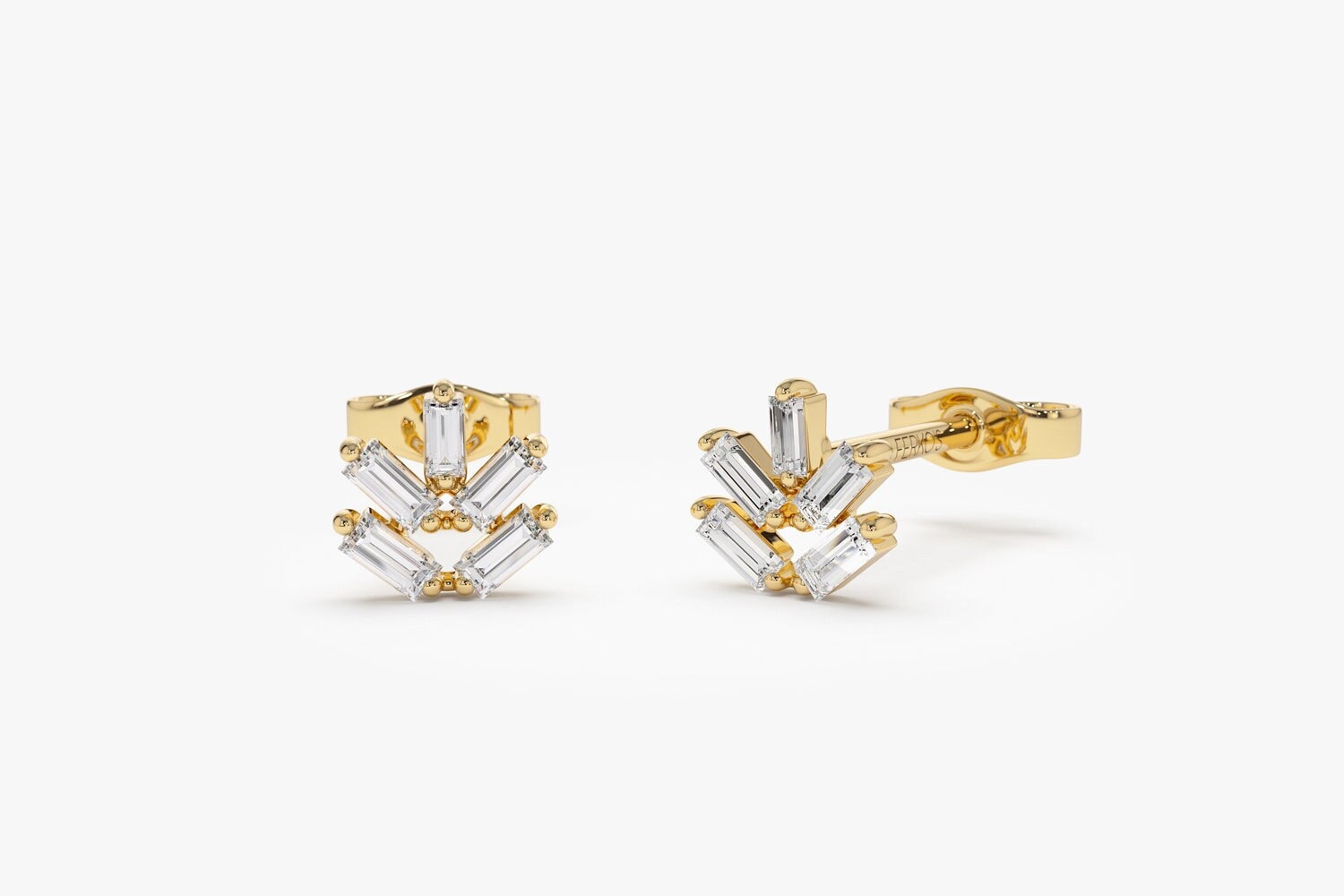 Baguette Diamant Ohrstecker/14K Gold Minimal Von Ferkos Fine Jewelry von FerkosFineJewelry