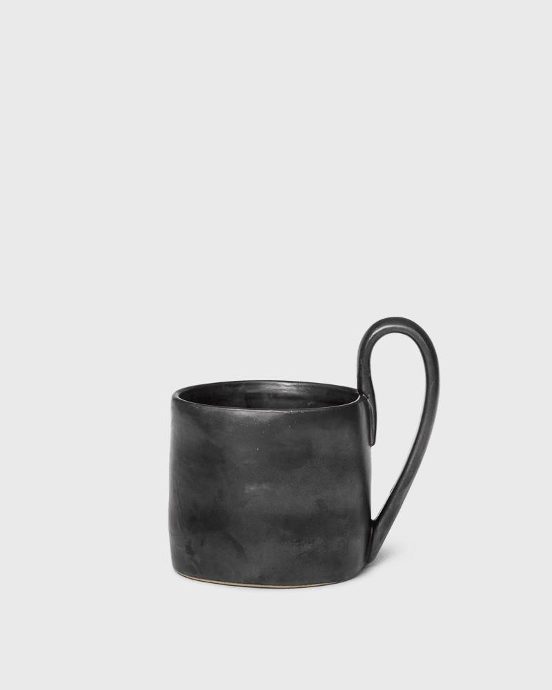 Ferm LIVING Flow Mug men Kitchen- & Tableware black in Größe:ONE SIZE von Ferm LIVING