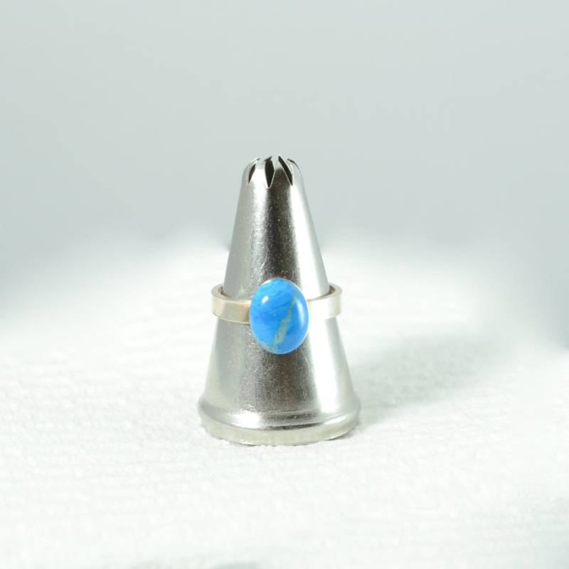 sterling Silberring | Größenverstellbar Mit Ovalen Türkis Howlith Edelstein sterling Silberring | Größenverstellbar Mit Ovalen Türkis Howlith Edelstein von FerryLaneSelection