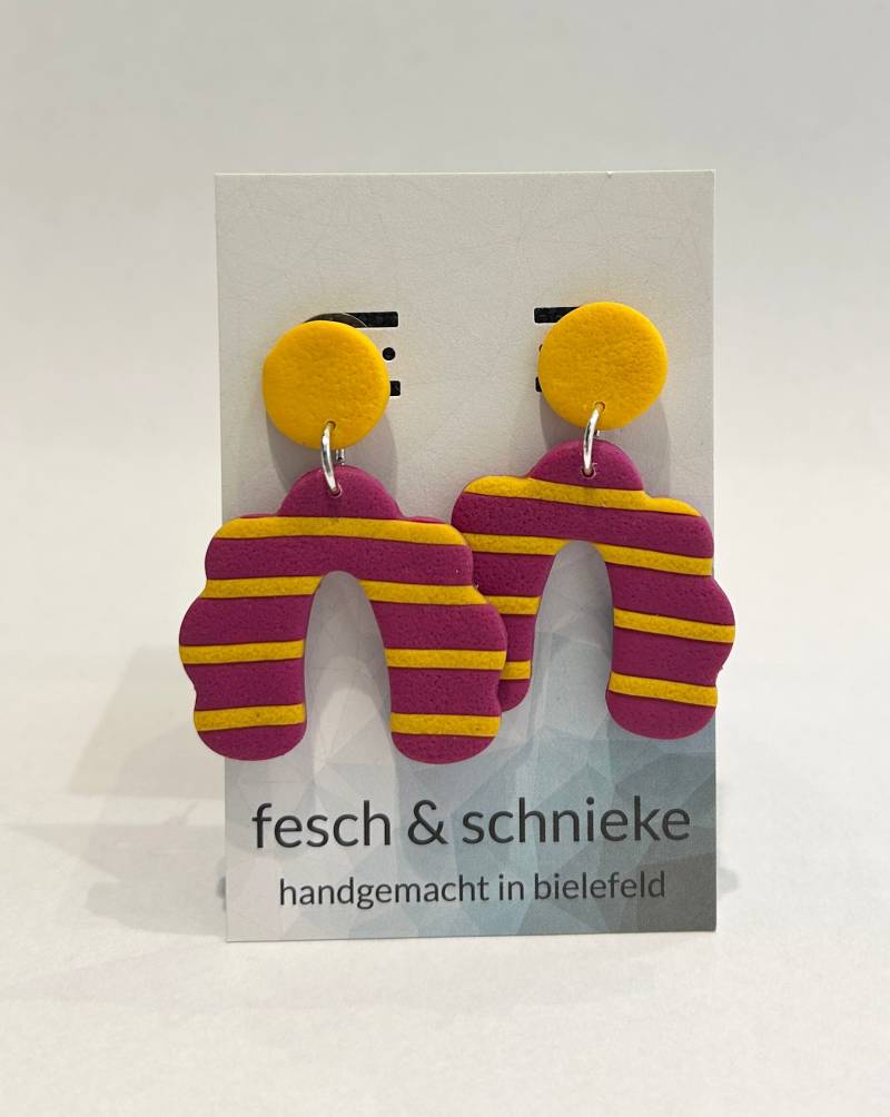 Gestreifte Ohrringe, Nickelfrei Gestreifte Ohrringe, Nickelfrei von FeschSchniekeSchmuck