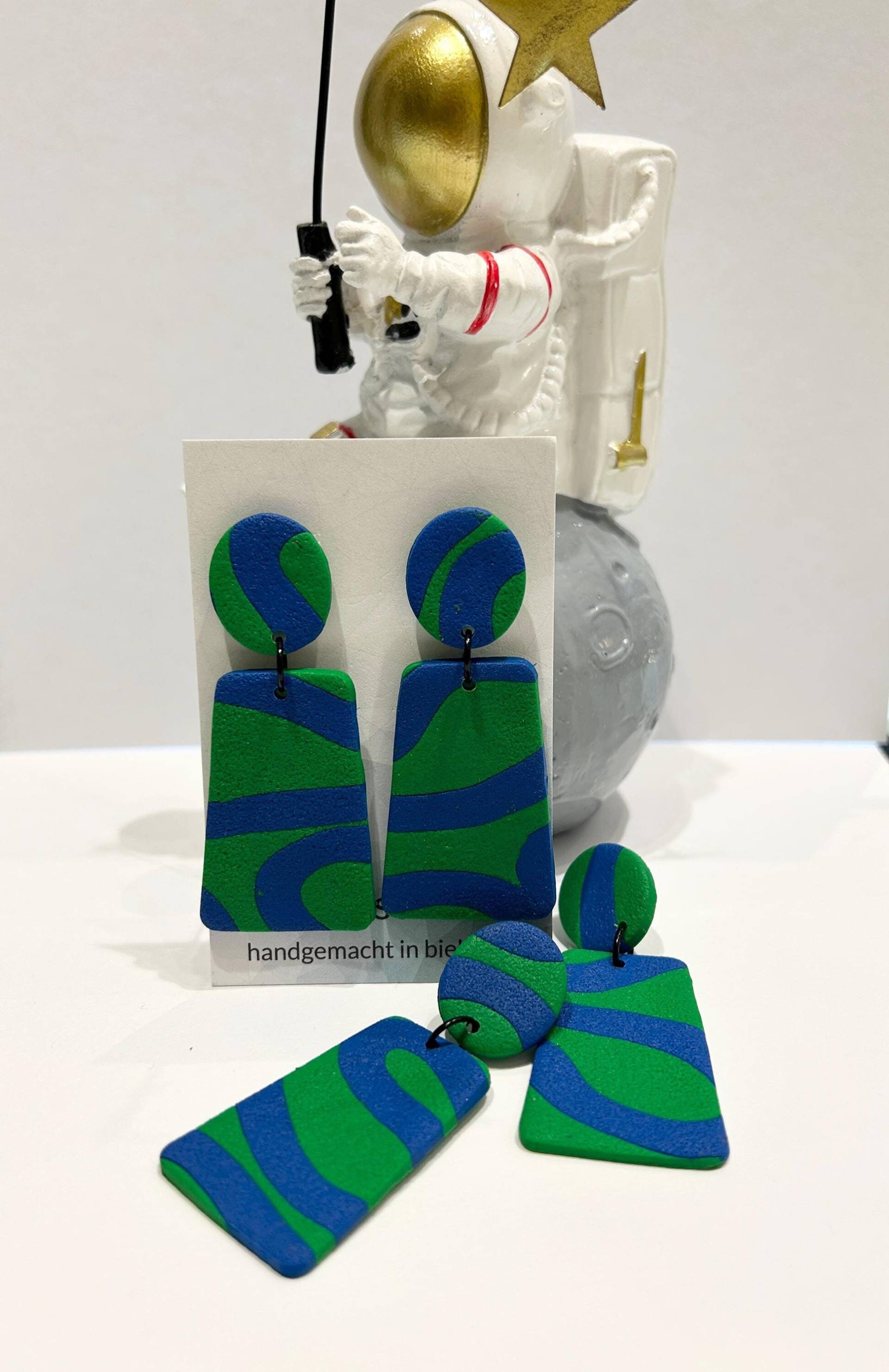 Großer Ohrschmuck, Grün/Blau, Polymerclay Nickelfrei von FeschSchniekeSchmuck
