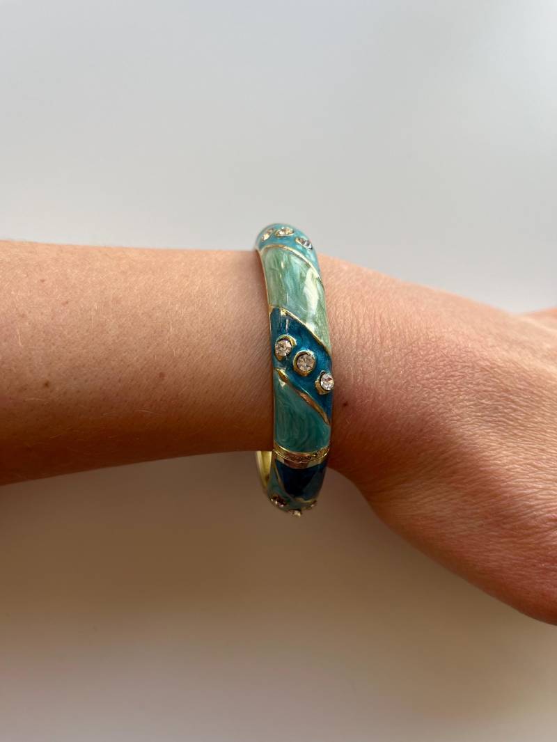 Mediterranes Damen Armband Armreif Spange Emaille Optik Handbemalt Blau Türkis 18 Steine Mit Schnappverschluss Neu von Feshkimo