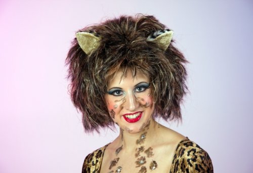 Festartikel Müller Karneval Damen Perücke Miezekatze mit Ohren zum Katzenkostüm von Festartikel-Müller