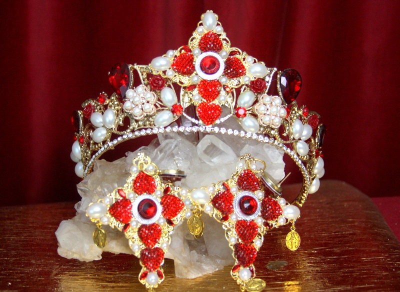 Barock Rokooko Gold Filigree Kreuz Rote Perle Kristall Tiara Krone von FestyDesigns