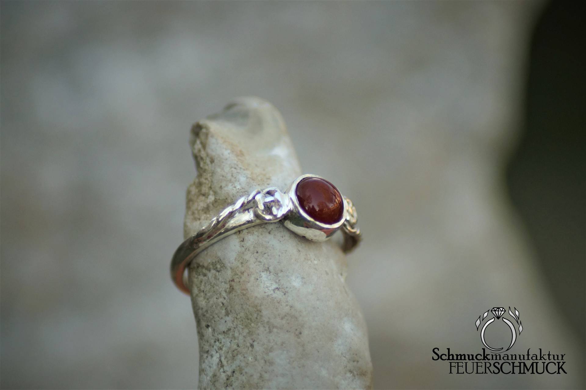 Silberring Mit Karneol Silberring Mit Karneol von Feuerschmuck