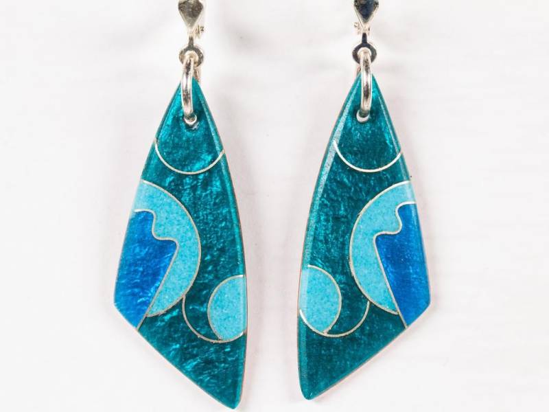 Handgefertigte Dreieckige Ohrhänger Mit Emaille in Türkistönen, Plan, Oberfläche Seidenmatt, Geschenk Für Die Dame Geburtstag Weihnachten von FeuerschmuckSander