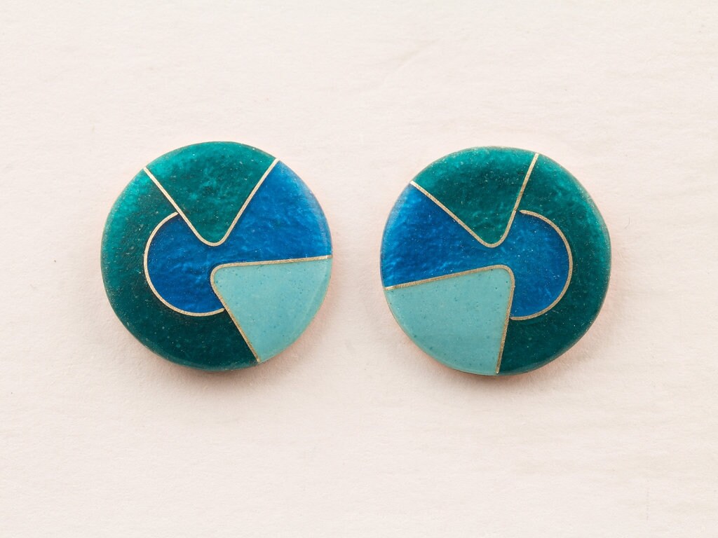 Ohrstecker Mit Emaille, Hell - Und Dunkeltürkis Transparentem Hellblau, Ohrringe, Stecker Emailleschmuck Unikatschmuck Handarbeit von FeuerschmuckSander