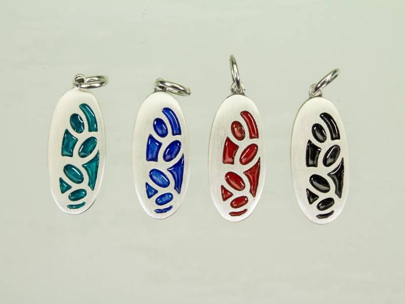 Silberanhänger Oval Mit Emaillefarben in Türkis, Blau, Rot Oder Schwarz Silber Matt Gebürstet Emaille Glänzend Emailleschmuck Unikatschmuck von FeuerschmuckSander