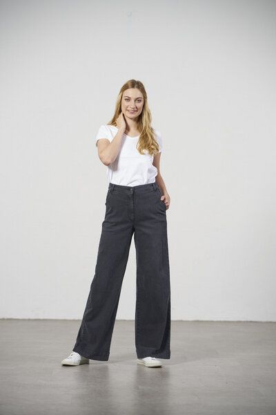 Feuervogl fv-Fr:051 | Wide Leg | High Waist | Hyperflex Denim Feuervogl fv-Fr:051 | Wide Leg | High Waist | Hyperflex Denim von Feuervogl