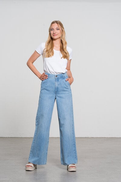 Feuervogl fv-Fyl:la | Wide Leg | High Waist | Pleat | Pure Denim von Feuervogl