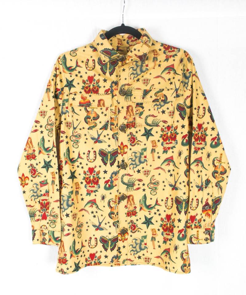 Tattoo Button Down Taupe Tattoo Button Down Taupe von FictionClothing