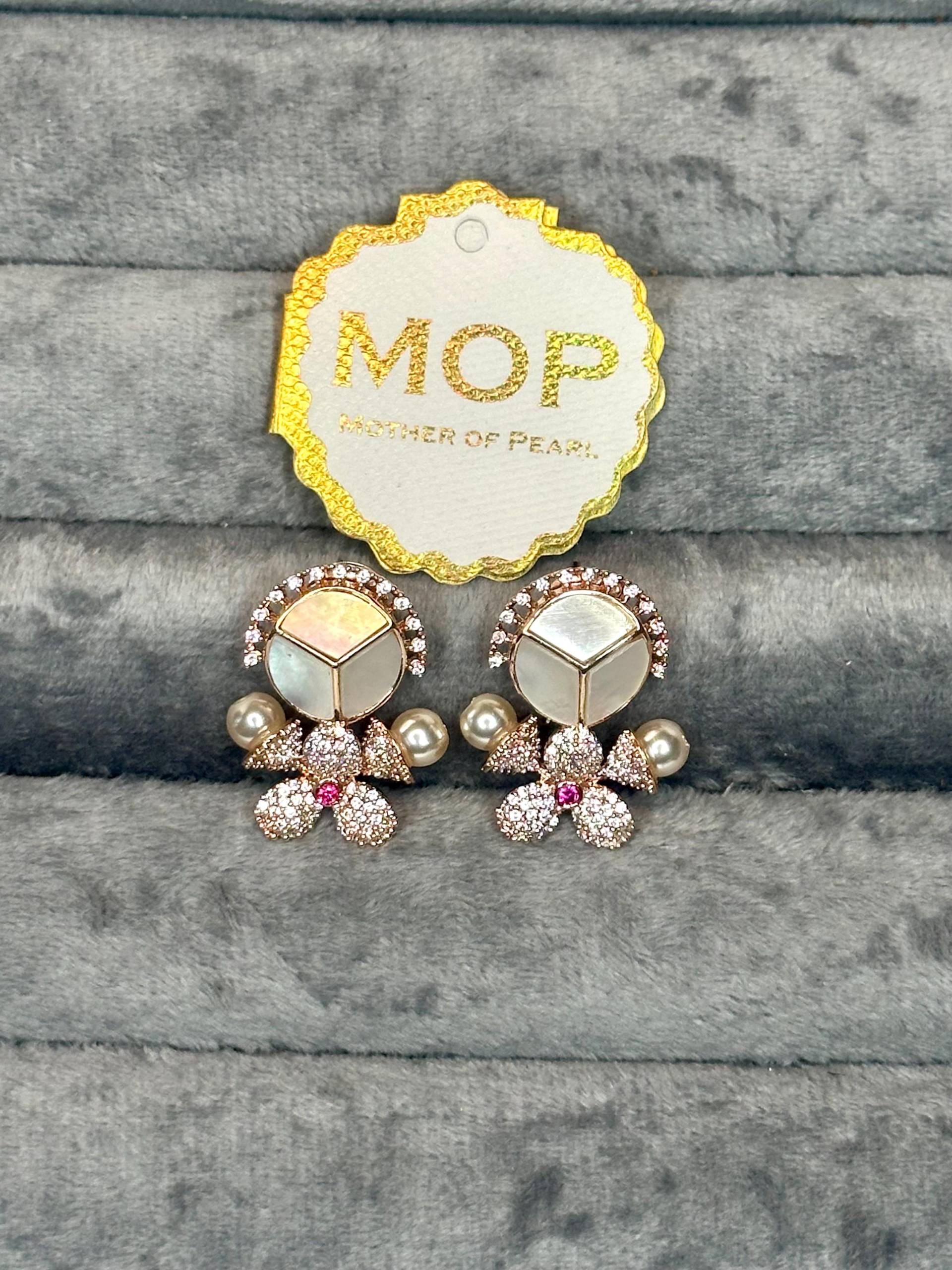 Exklusive Kollektion Von Sabyasachi Inspiriert Mop Designer Ohrringe/Ohrstecker von FidaShop