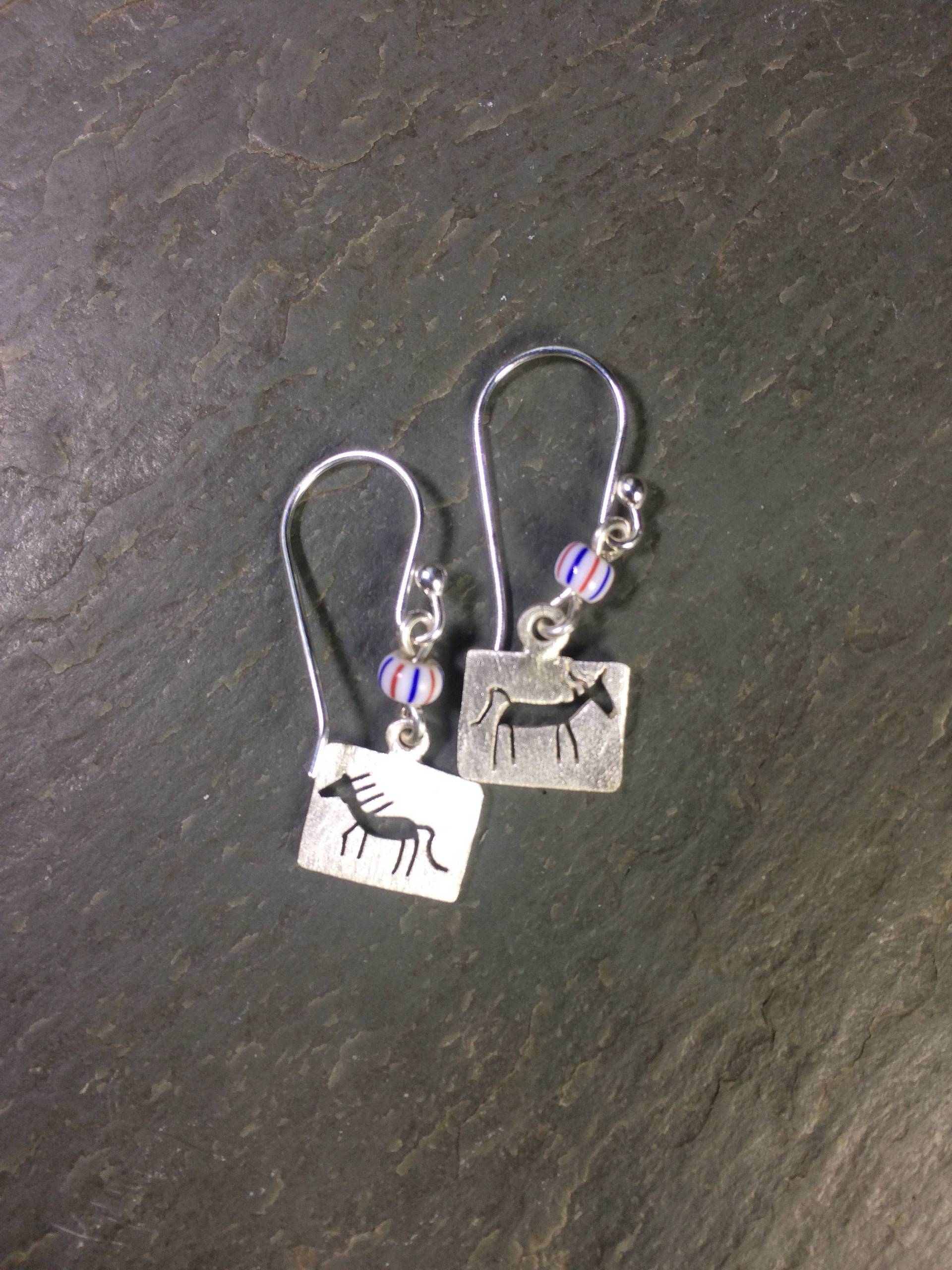 sterling Silber Pferd Petroglyph Ohrringe Mit Handel sterling Silber Pferd Petroglyph Ohrringe Mit Handel von FiddleFund