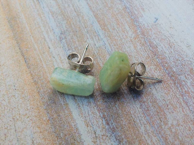 Minze Grüne Stein Ohrstecker Minze Grüne Stein Ohrstecker von FiddleheadsHome