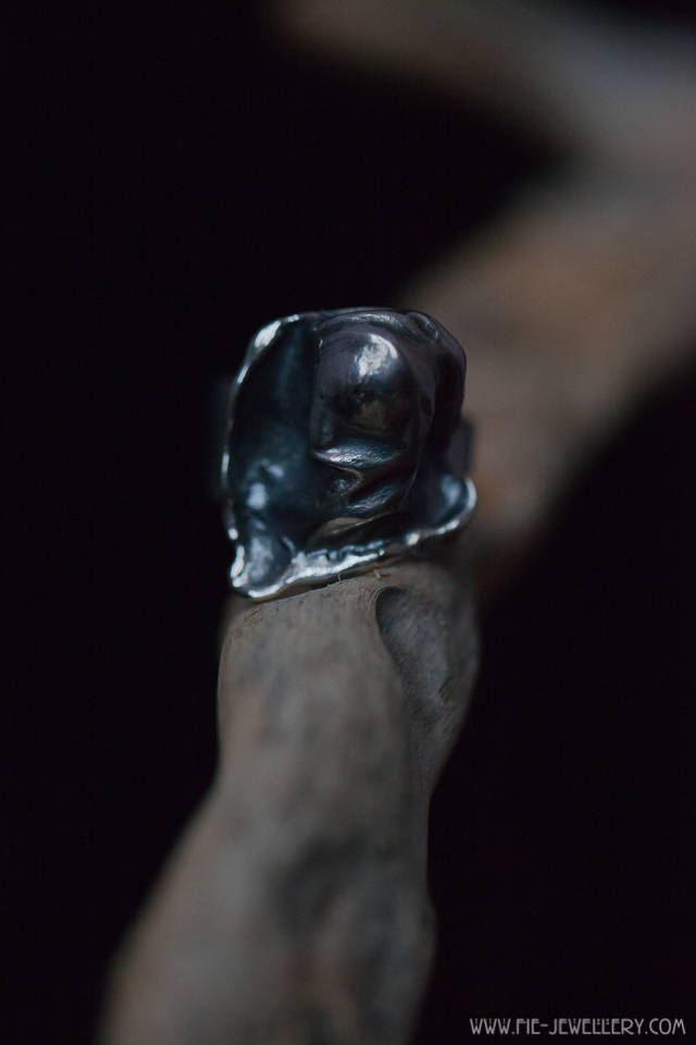 Silberring Mit Gegossener Figur, Eu-Größe 18 Silberring Mit Gegossener Figur, Eu-Größe 18 von FieHandmadeJewellery