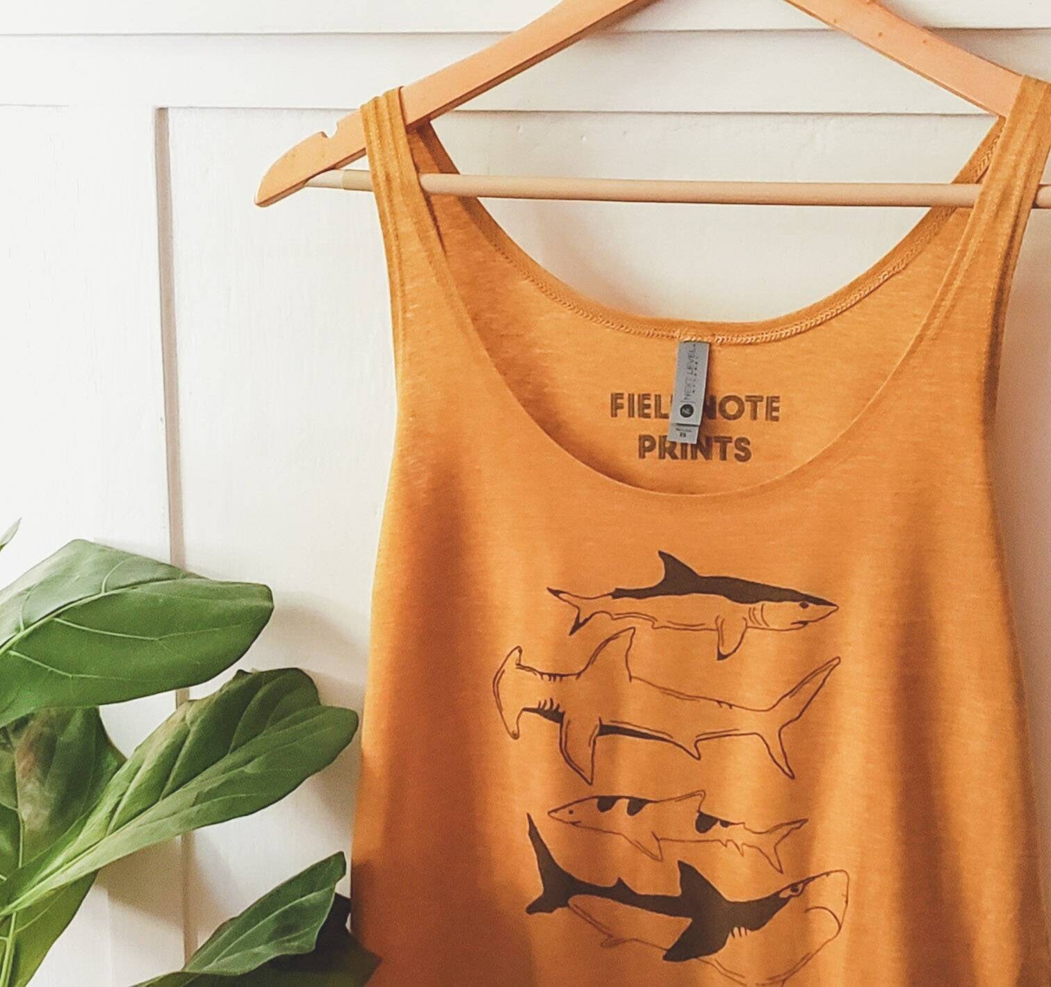 Shark Tank, Save The Sharks Strand T-Shirt Shark Tank, Save The Sharks Strand T-Shirt von FieldNotePrints