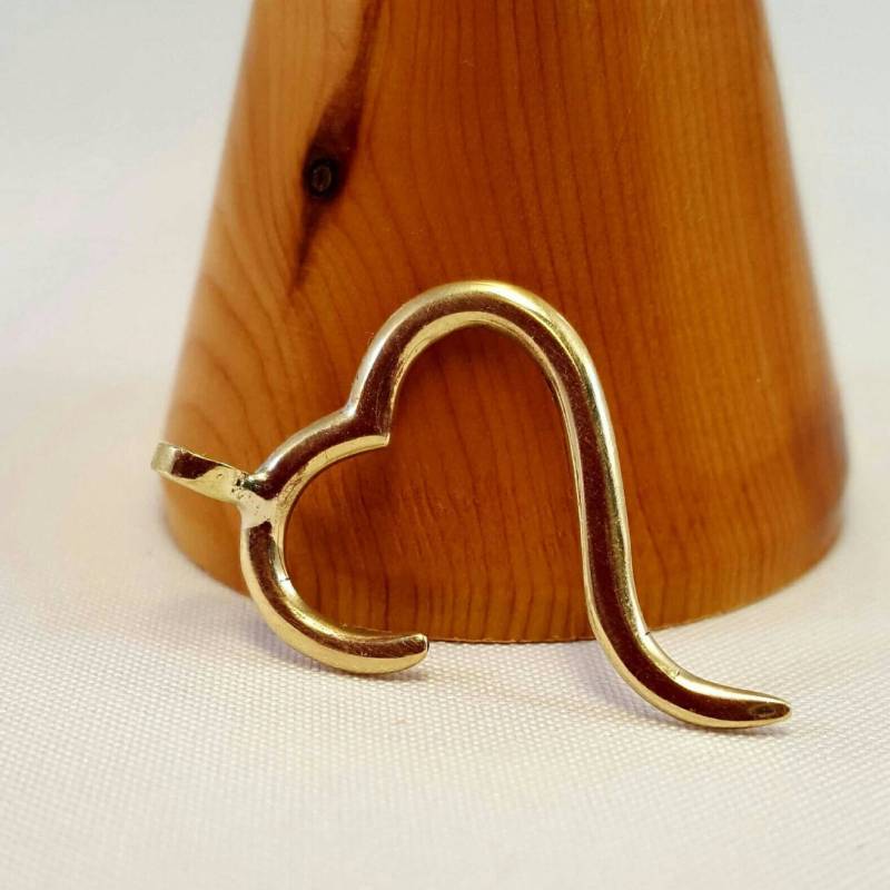 Moderner Unisex Open Heart 9Ct Gelbgold Anhänger. Auch in Sterling Silber Erhältlich. Perfektes Valentinstag Geschenk von FieldsJewellery