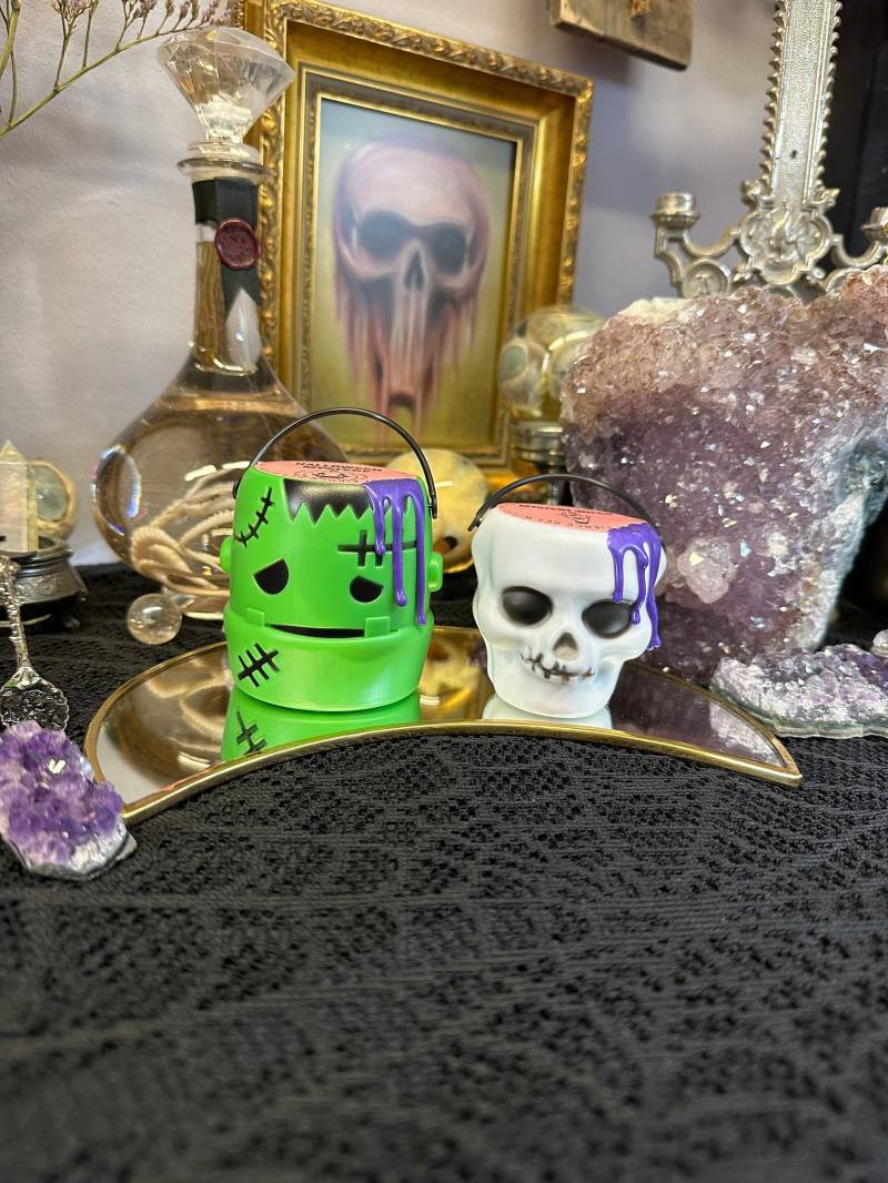 Frankenstein & Skull Mystery Cauldrons - Box Code Orange Jewelry Halloween Gift Geschenkidee -Überraschungsbox Frankenstein & Skull Mystery Cauldrons - Box Code Orange Jewelry Halloween Gift Geschenkidee -Überraschungsbox von FierceSeaWitch