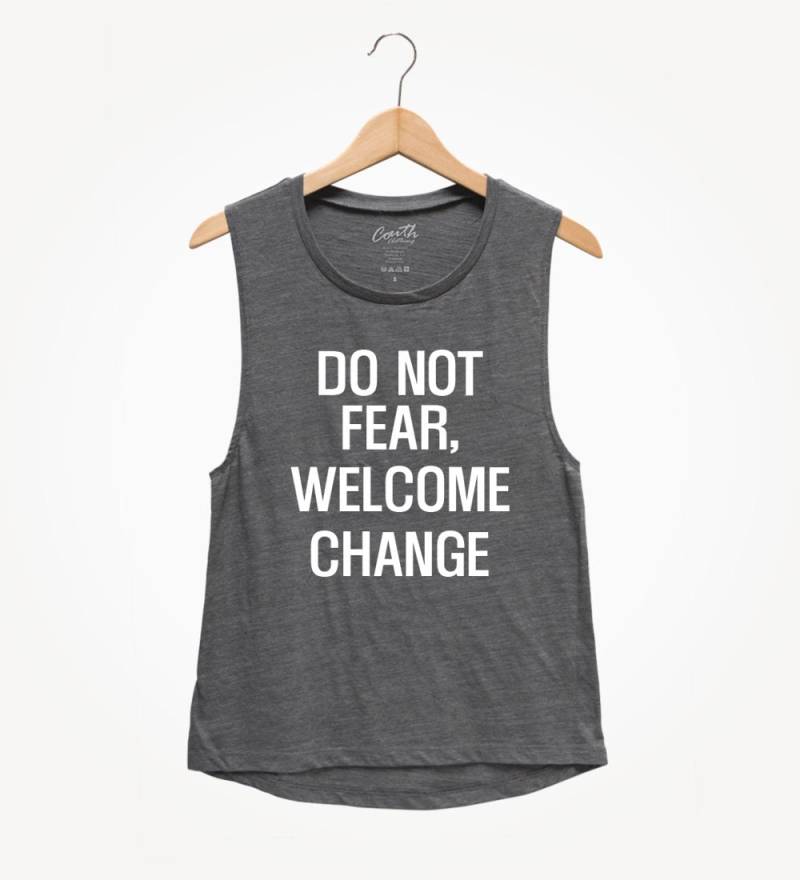 Do Not Fear Willkommen Wechsel Tank Top - Frauen Muskel-T-Shirt von FierceTankDesign