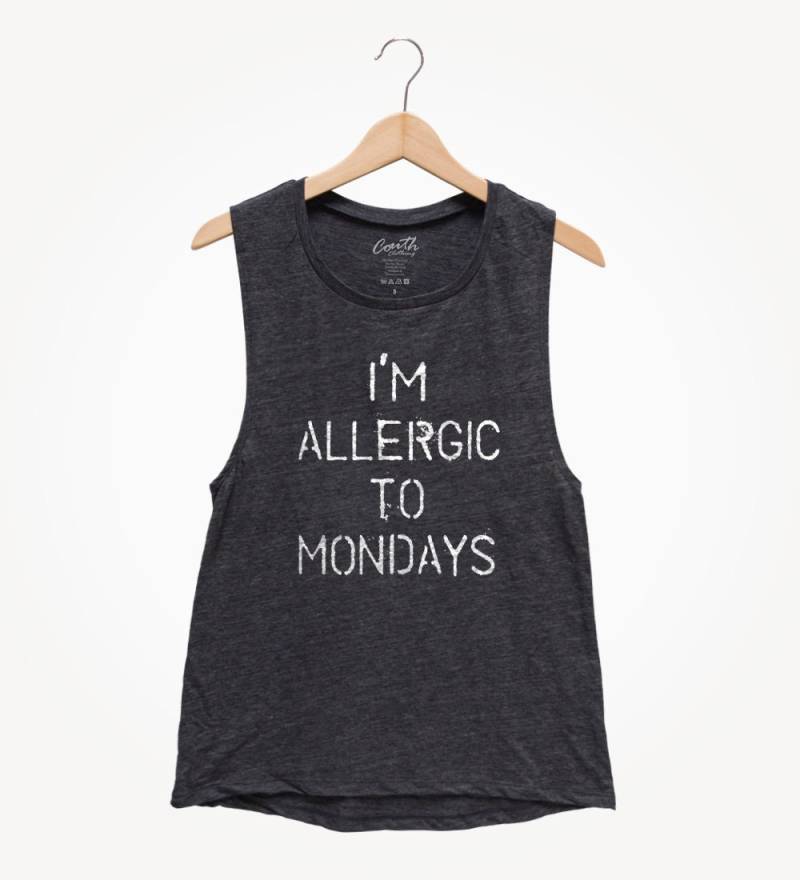 Ich Bin Allergisch Gegen Montags Muskel-T-Shirt Frauen Humor Tank Top von FierceTankDesign
