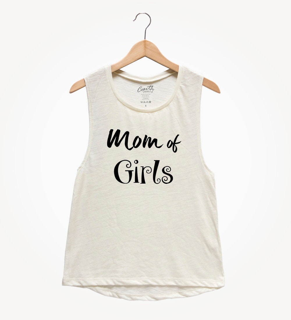 Mutter Von Mädchen Muskel-Tanktop Entspanntes Fit-T-Shirt von FierceTankDesign