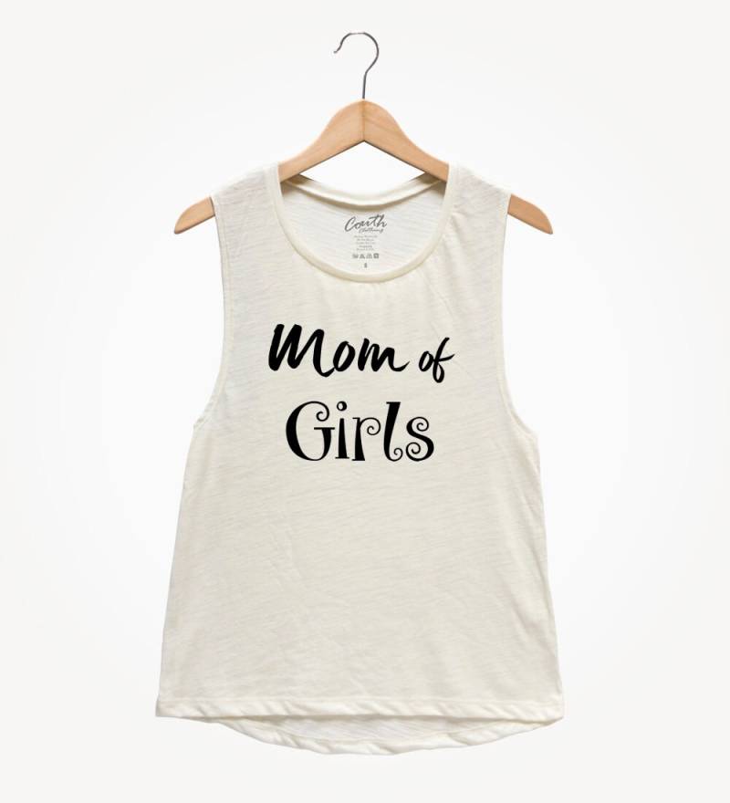 Mutter Von Mädchen Muskel-Tanktop Entspanntes Fit-T-Shirt von FierceTankDesign