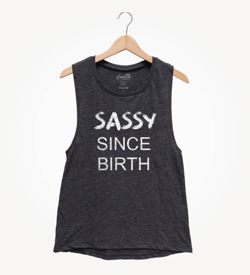 Sassy Seit Geburt Muskel-T-Shirt Frauen Workout Tank Top von FierceTankDesign