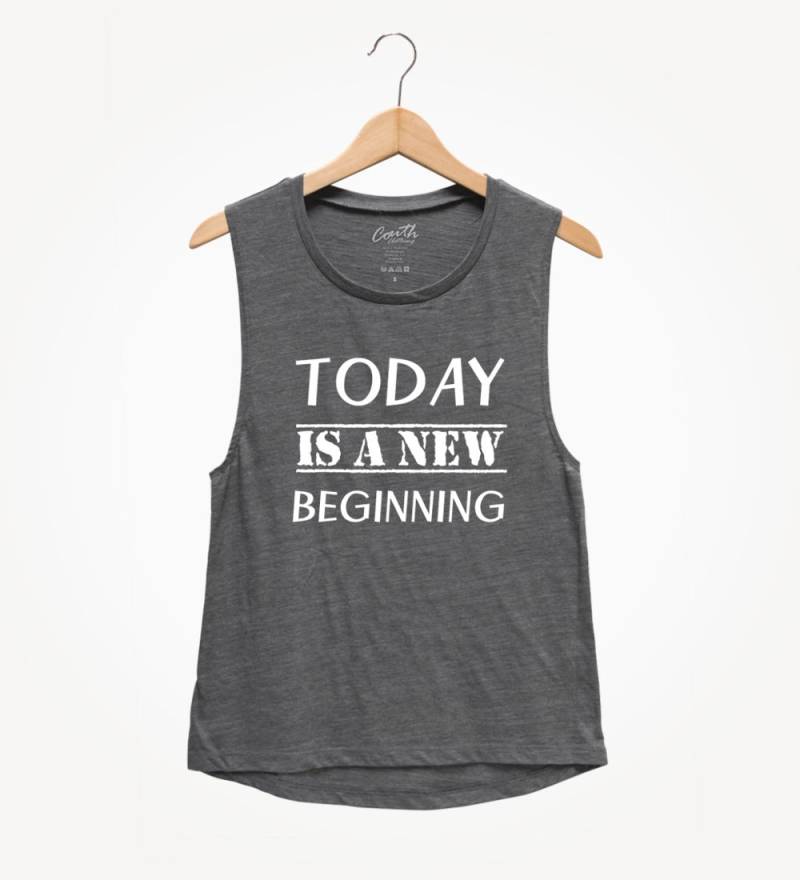 Today Is A New Beginning, Damen Muskel-T-Shirt, Muskel Tank Top, Urlaubs Party Lustiges Junggesellinnenabschied von FierceTankDesign