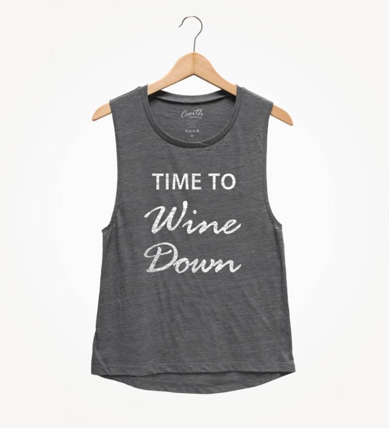 Zeit Zum Weinen Muskel Tank Top Frauen Entspannt Fit T-Shirt von FierceTankDesign