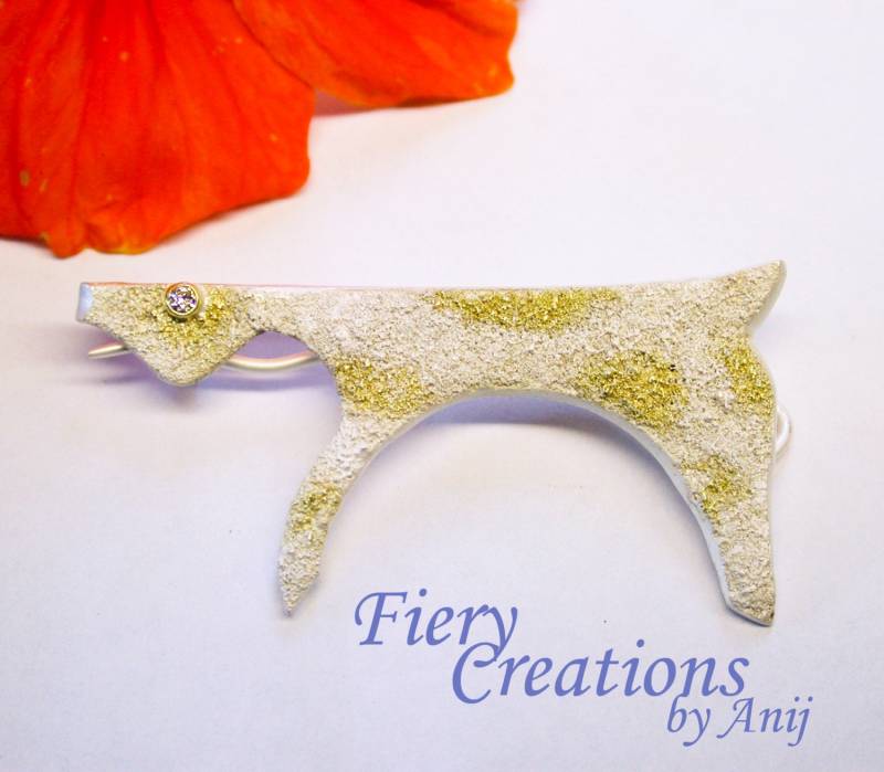 Brosche "Ox Creatyre" - Sterling Silber, 750Er Gelbgold & Cubic Zirkonia, Ooak von FieryCreations